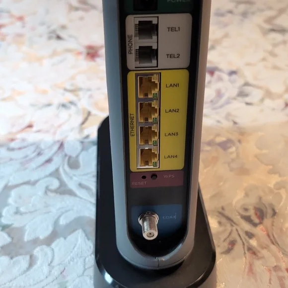 Motorola Router - Picture 3 of 4